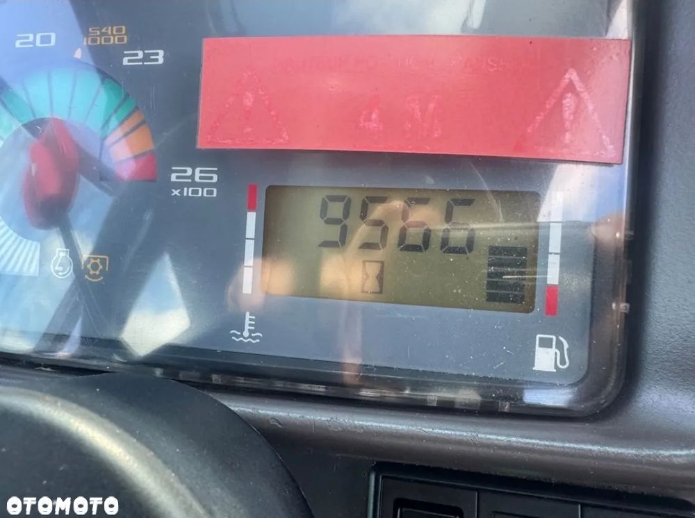 Renault Ergos 100 4x4 Manual Tur Łyżka 2003 r. Klima WOM - 33