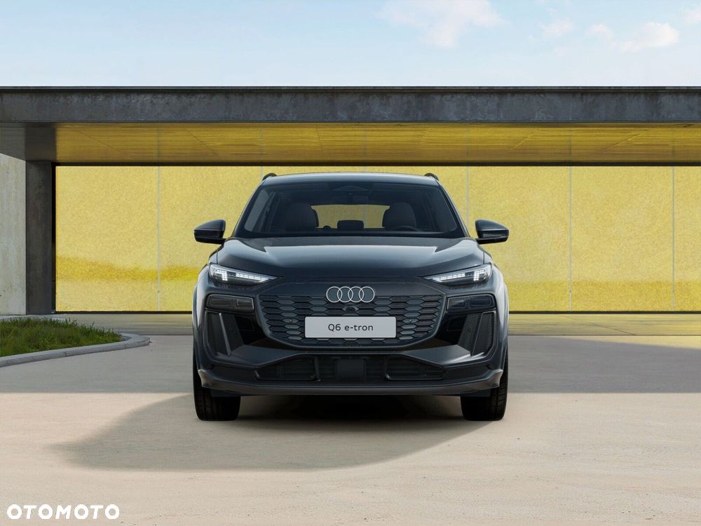 Audi Q6 e-tron - 3