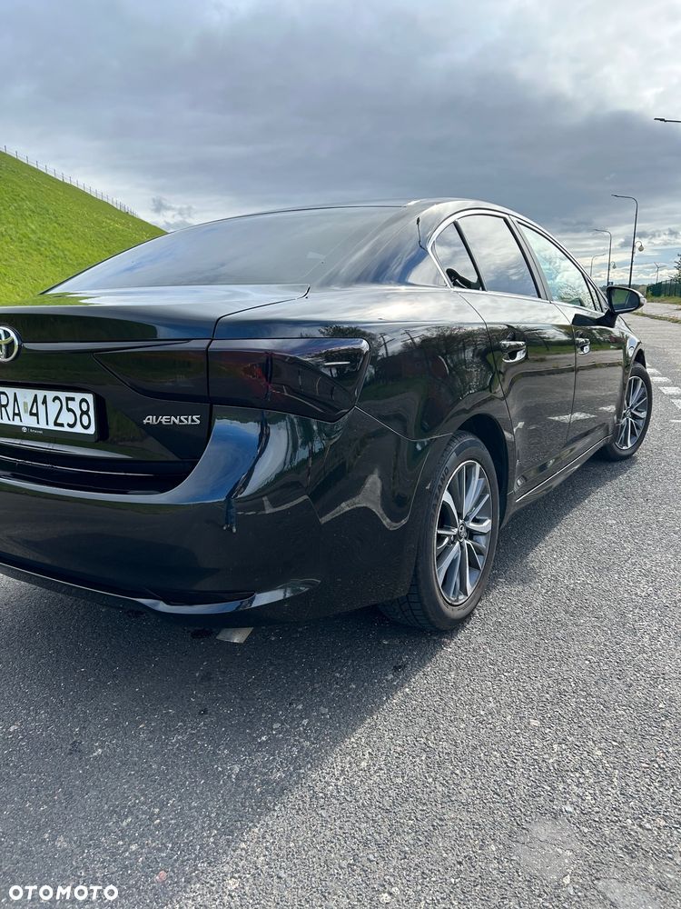 Toyota Avensis 2.0 D-4D Prestige - 7