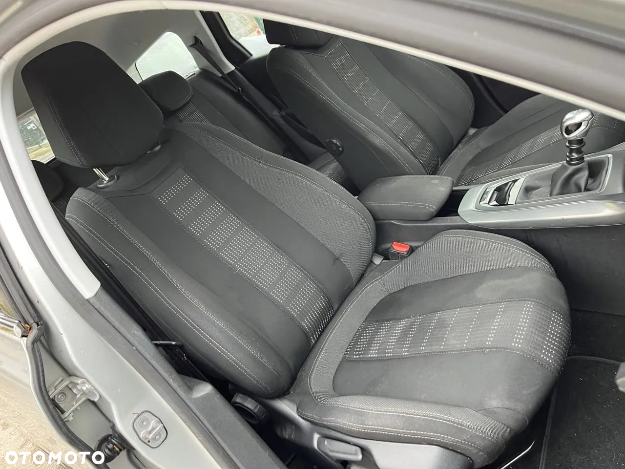 Peugeot 308 SW PureTech 130 Allure - 22