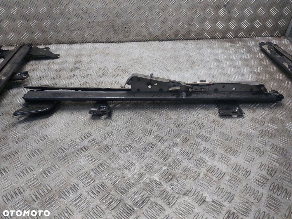 SZYNA PODSTAWA FOTELI TYŁ MAZDA CX-9 I LIFT - 4