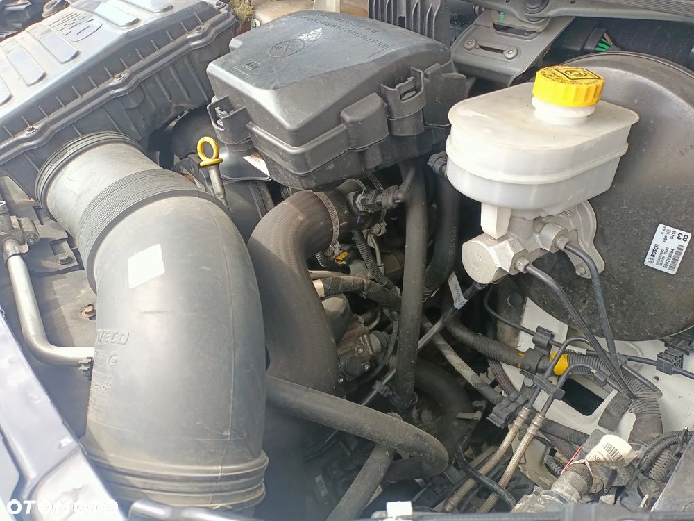 Iveco 35C16 POWER 160KM KONTENER WINDA 750Kg - 24