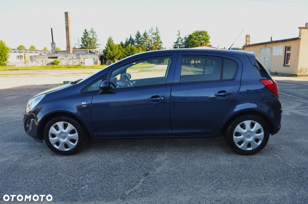 Opel Corsa 1.4 16V Satellite - 4