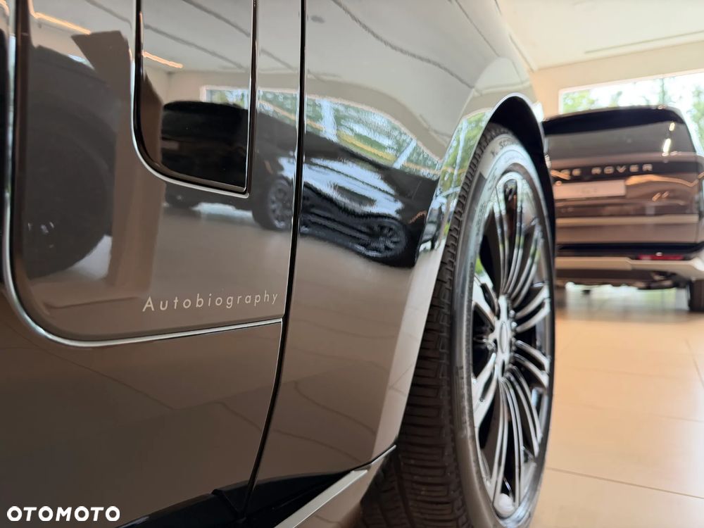 Land Rover Range Rover D350 Autobiography - 11
