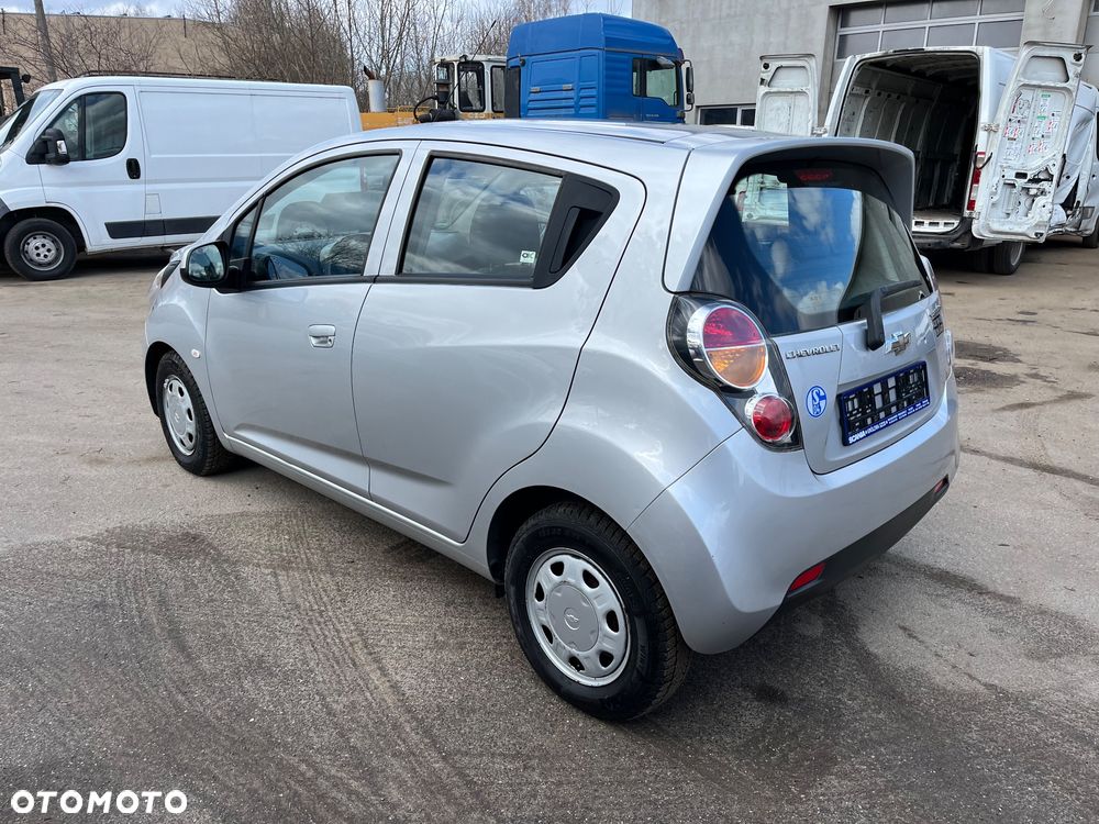 Chevrolet Spark 1.0 - 3