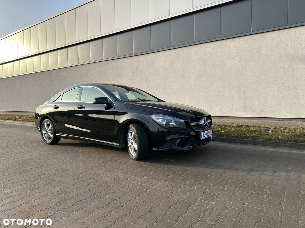 Mercedes-Benz CLA 180 Urban - 11