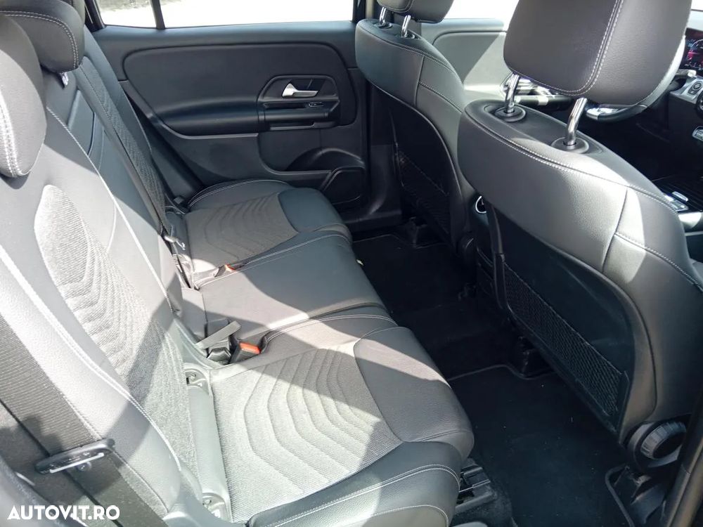 Mercedes-Benz GLB 200 d 4MATIC Aut. - 12