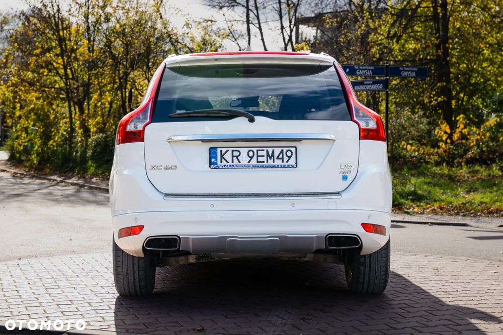 Volvo XC 60 - 4