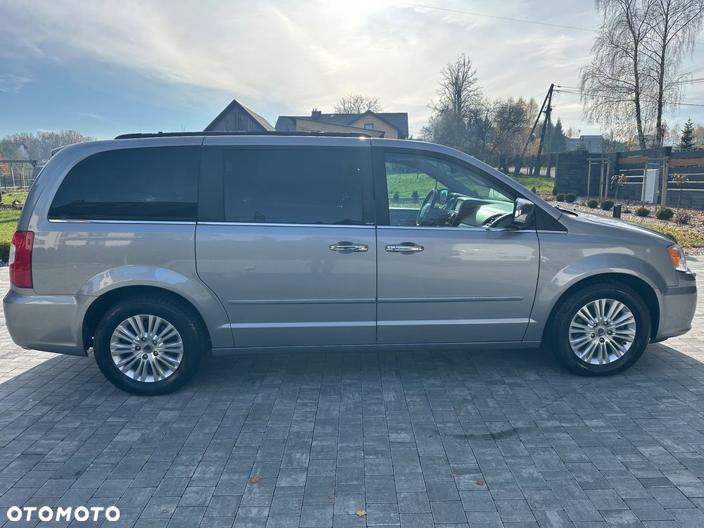 Lancia Voyager 2.8 Multijet 16v Platinum - 5