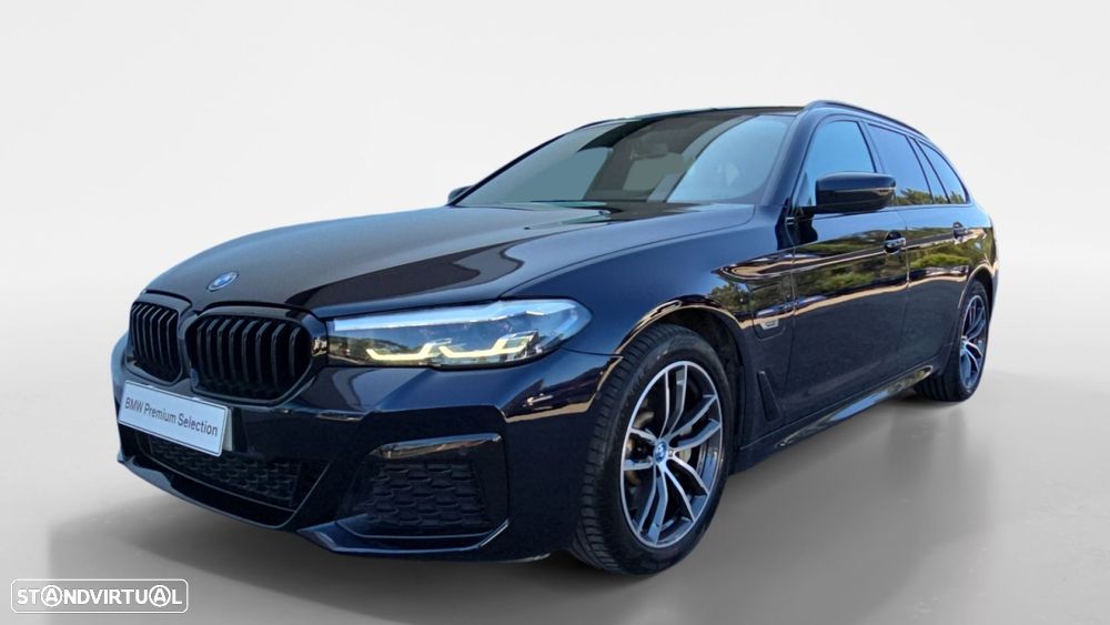 BMW 530 e Pack Desportivo M - 1