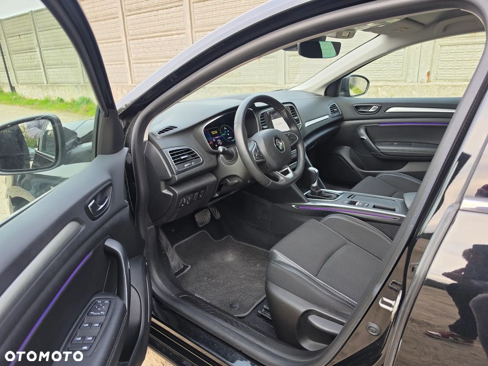 Renault Megane 1.6 E-TECH Plug-In Techno - 8