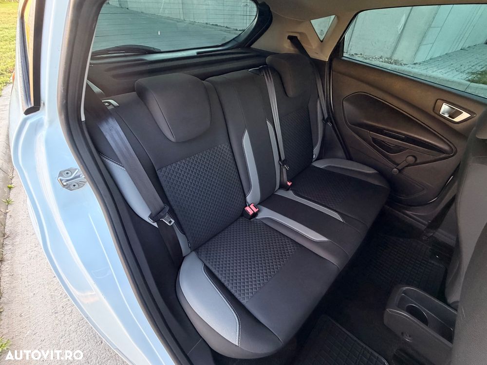 Ford Fiesta - 20