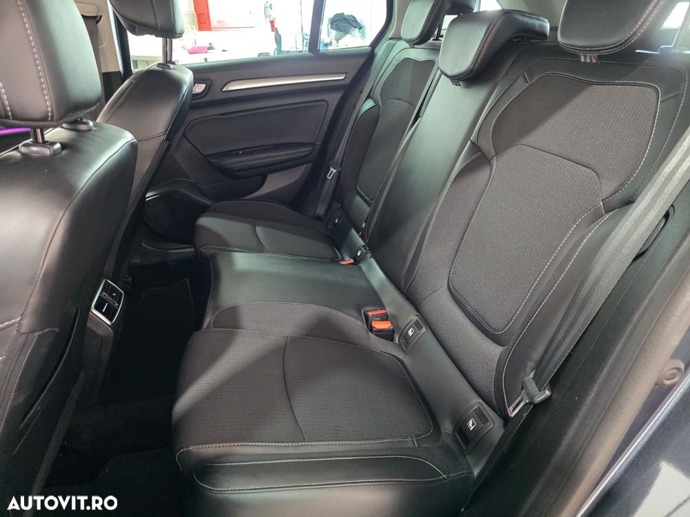 Renault Megane BLUE dCi Zen - 6
