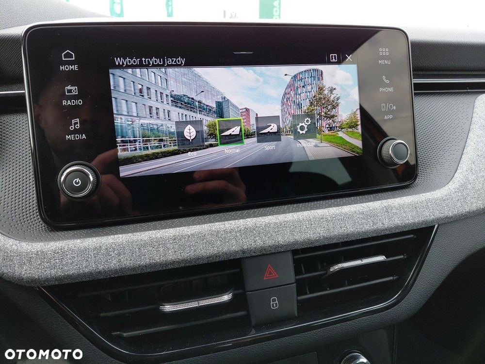 Skoda Kamiq 1.0 TSI Selection DSG - 24