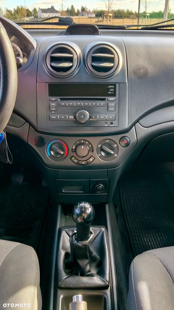 Chevrolet Aveo 1.2 16V Base / Classic - 14