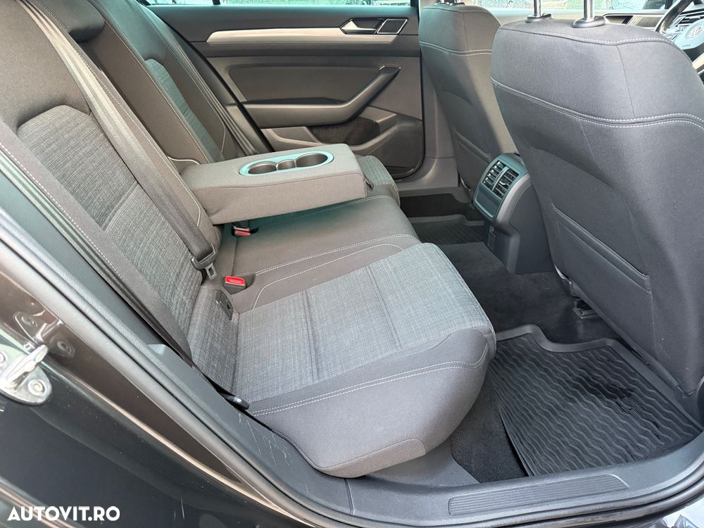 Volkswagen Passat 1.5 TSI OPF DSG Business - 12