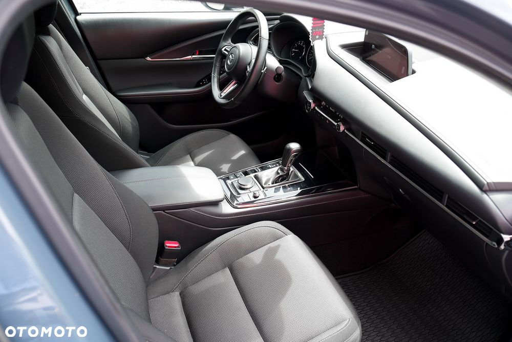 Mazda CX-30 2.0 mHEV Hikari 2WD - 24