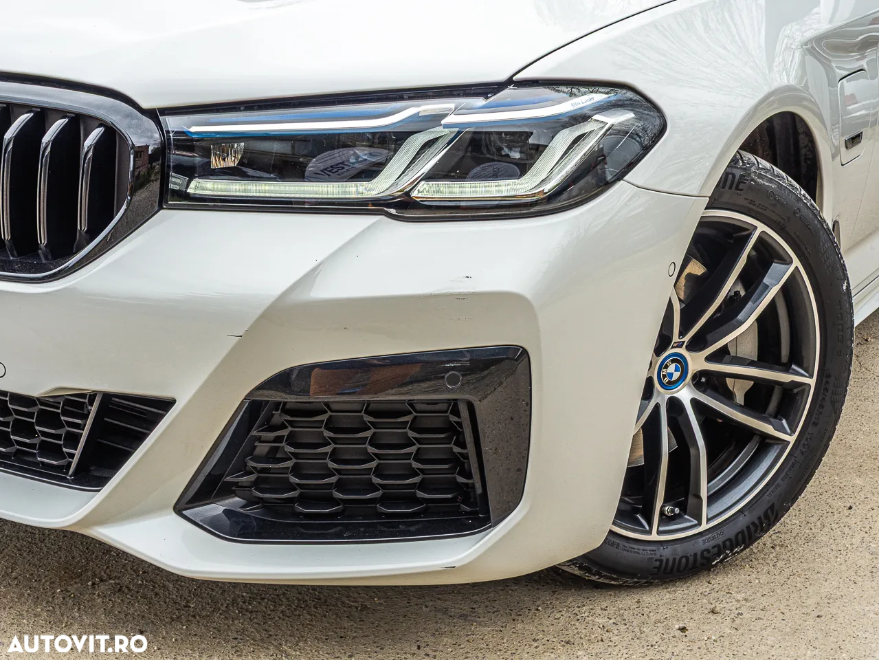 BMW Seria 5 530e Aut. M Sport Edition - 23
