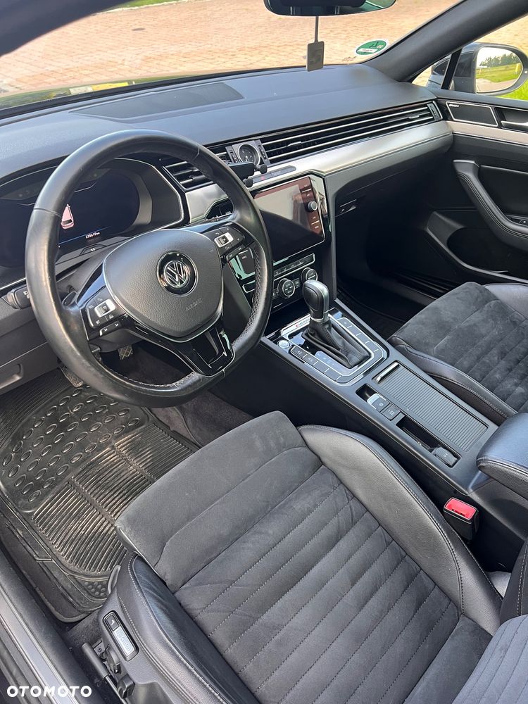 Volkswagen Passat 2.0 TDI SCR 4Mot DSG Highline - 10
