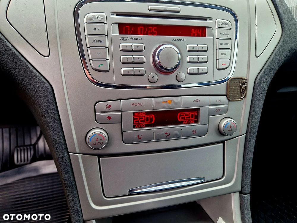 Ford Mondeo 1.8 TDCi Ambiente - 20