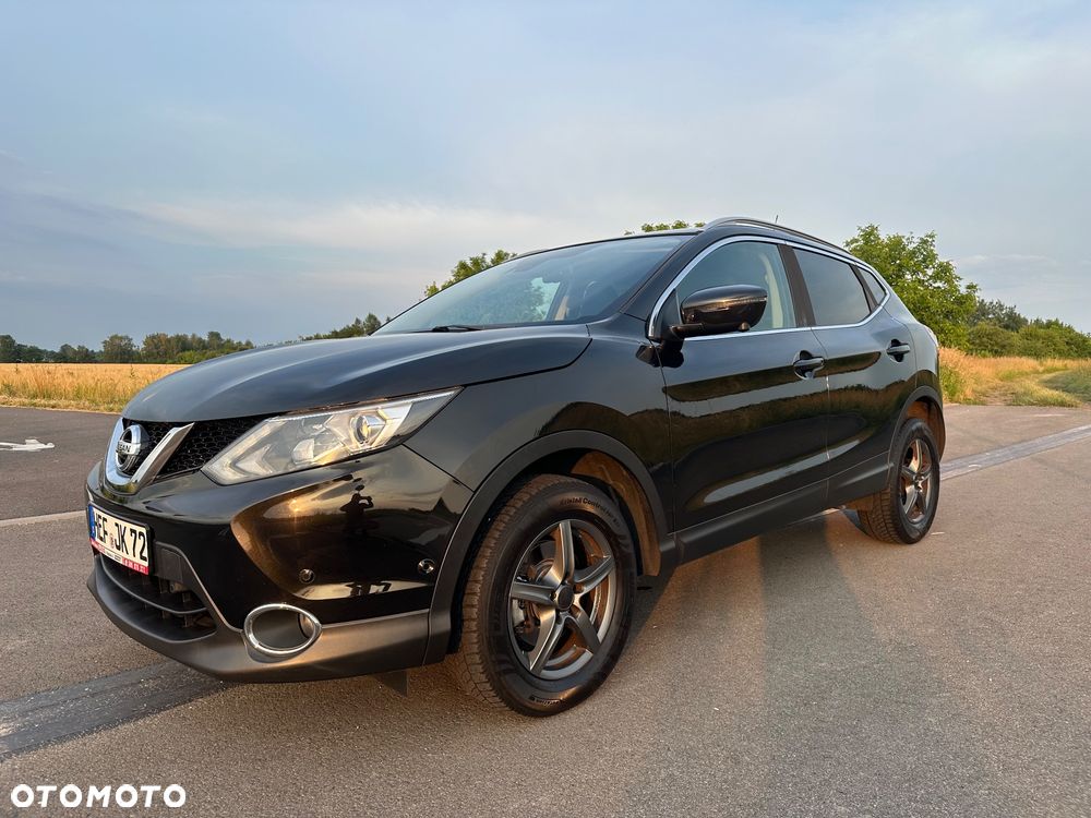 Nissan Qashqai 1.6 DIG-T Tekna - 1