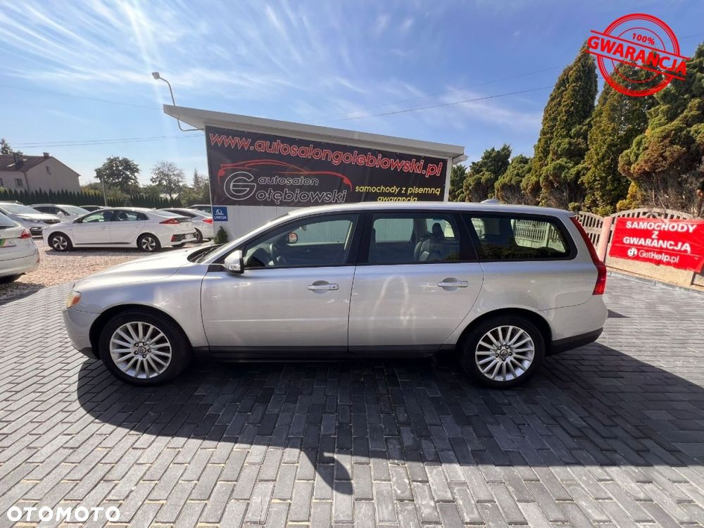 Volvo V70 2.4D Momentum - 5
