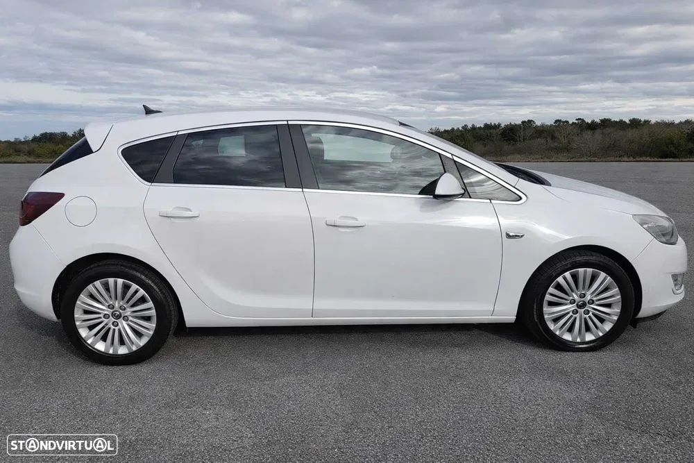 Opel Astra 1.7 CDTI DPF Cosmo - 2