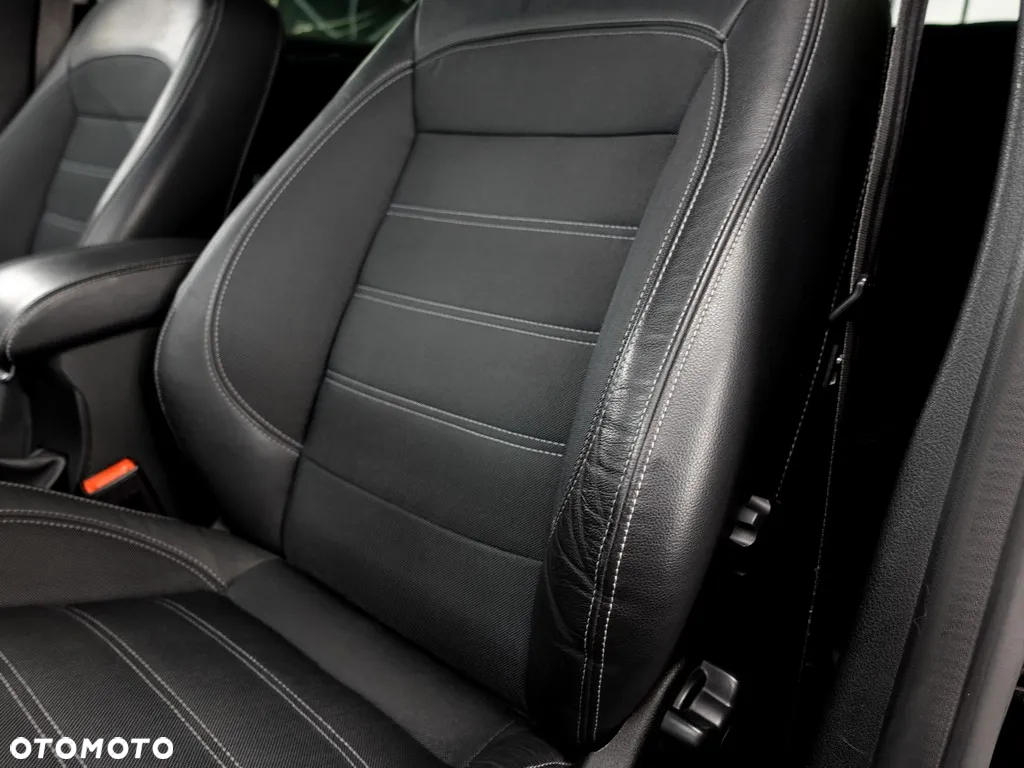 Ford Mondeo - 19