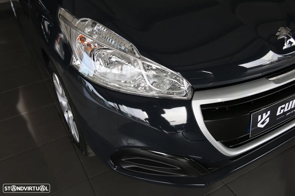 Peugeot 208 1.2 PureTech Style - 4