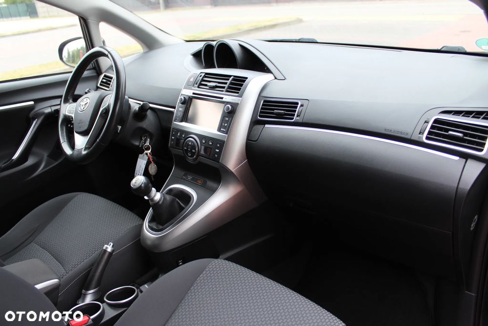 Toyota Verso 1.8 5-Sitzer Life - 15