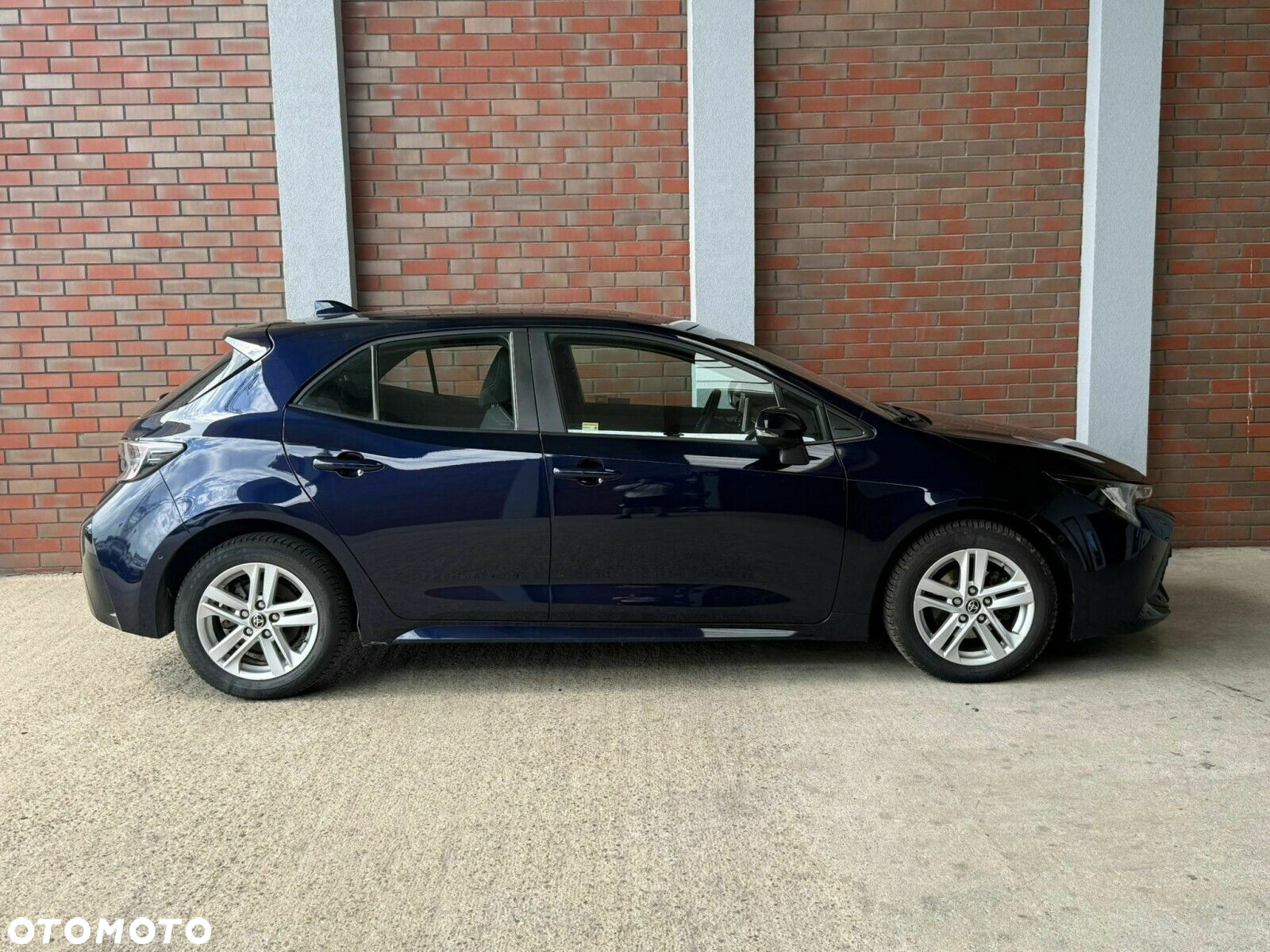 Toyota Corolla - 6