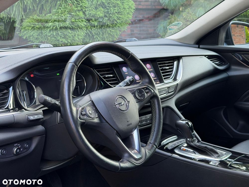 Opel Insignia - 13