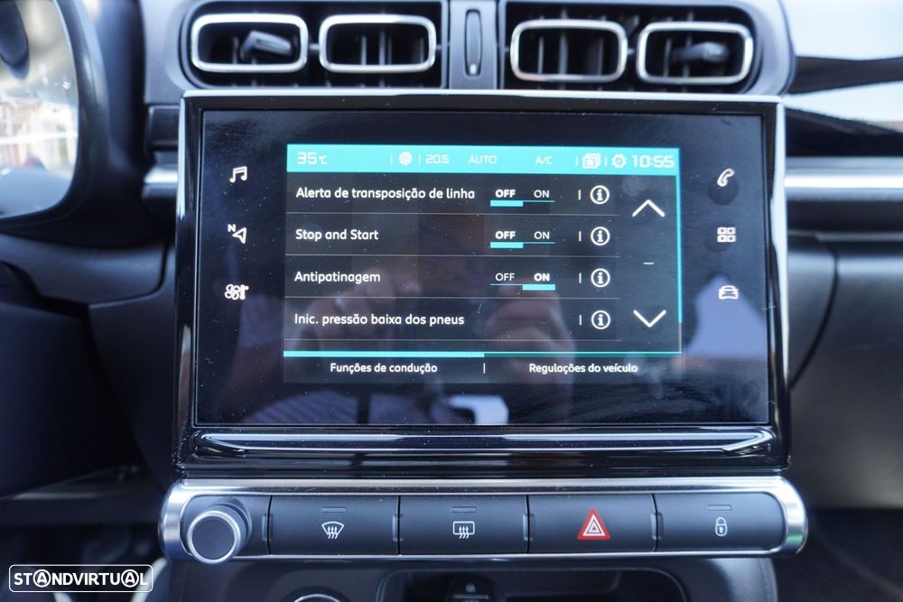 Citroën C3 1.2 PureTech Shine - 32