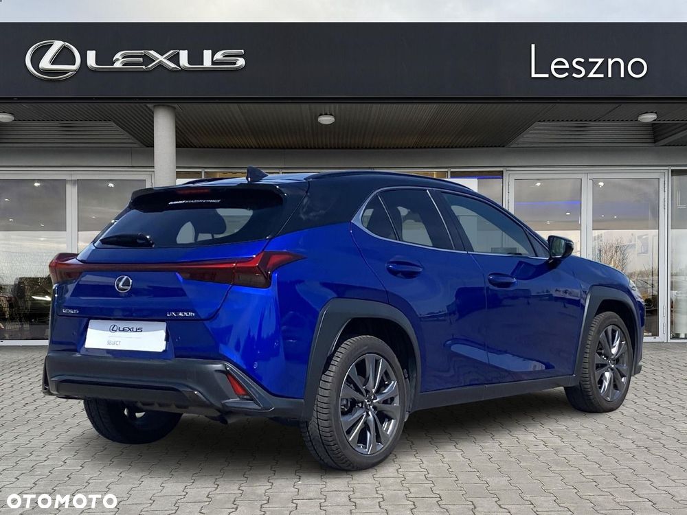 Lexus UX 300h F Sport Design - 5