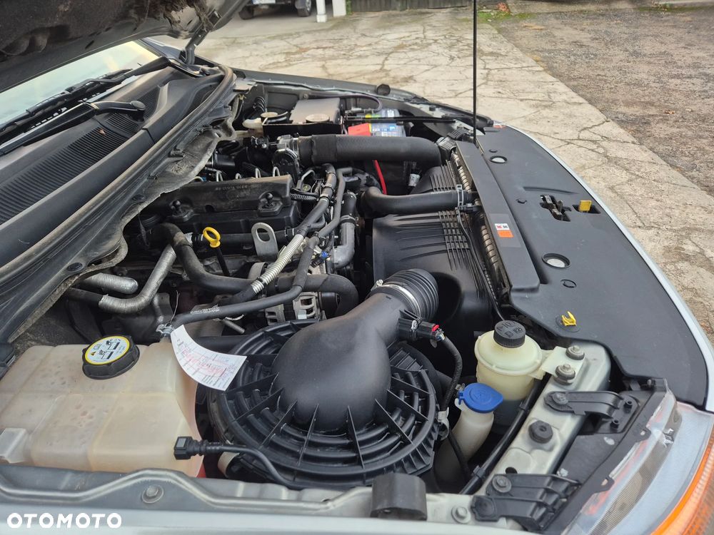 Ford Ranger XLT - 26