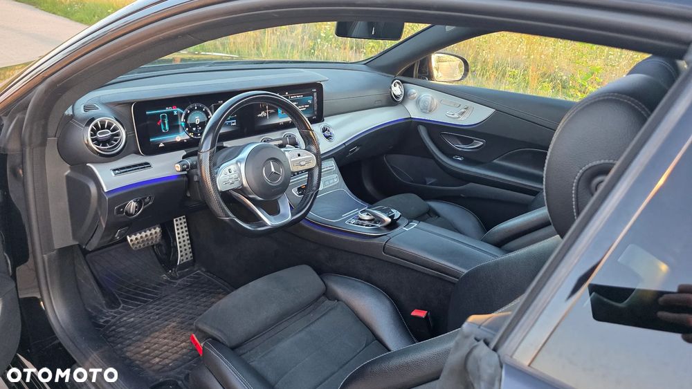 Mercedes-Benz Klasa E 220 d 4-Matic AMG - 8