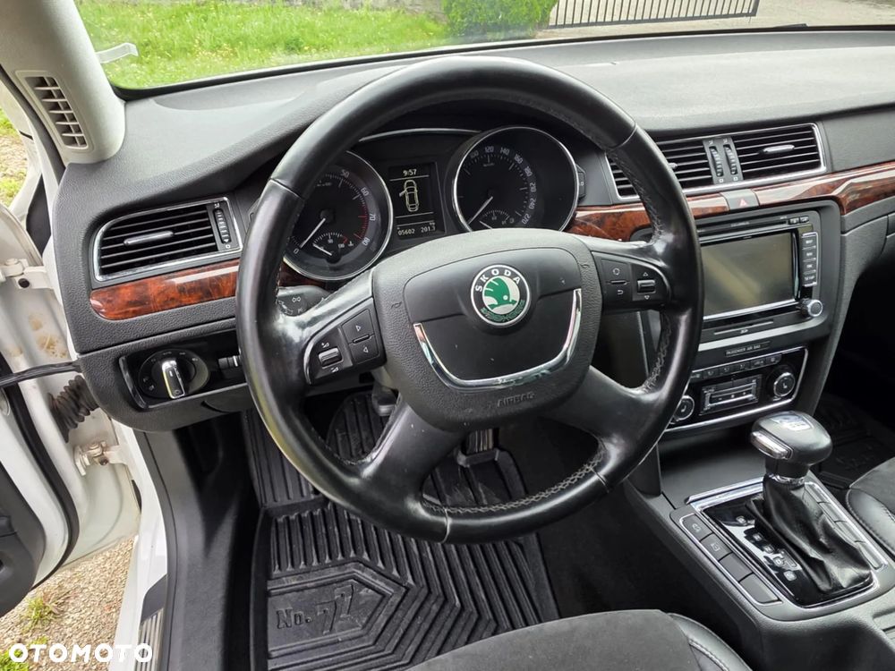 Skoda Superb Combi 1.8 TSI DSG Elegance - 18