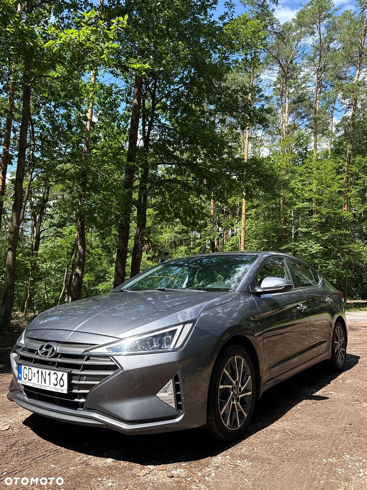 Hyundai Elantra 1.6 Style - 4