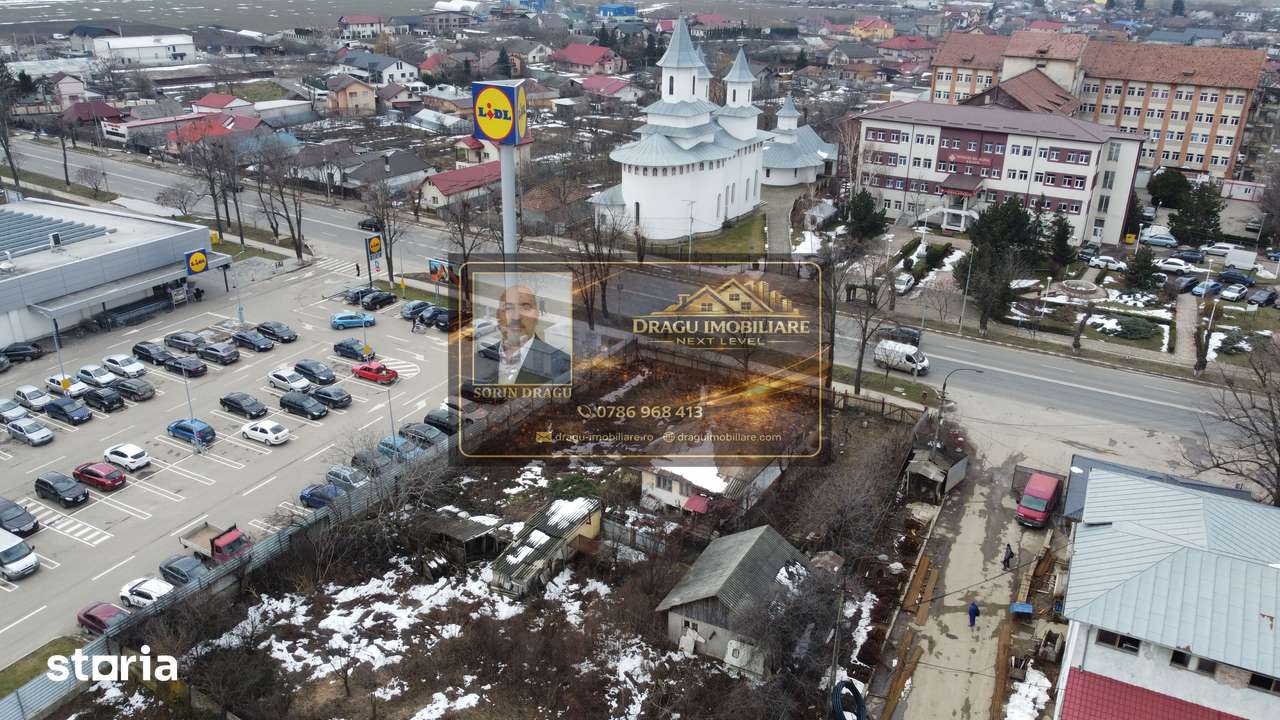 Spațiu comercial la E85 Adjud/ Vis a vis de spitalul municipal - Imagine principală: 2/13