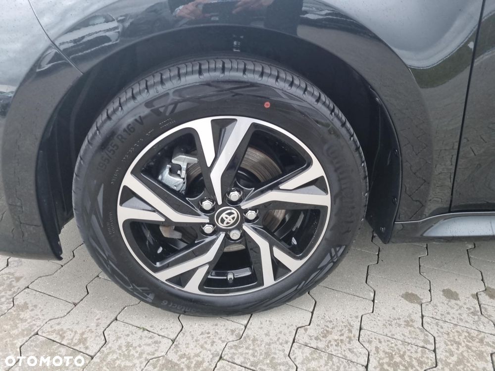 Toyota Yaris Hybrid 1.5 Style - 3