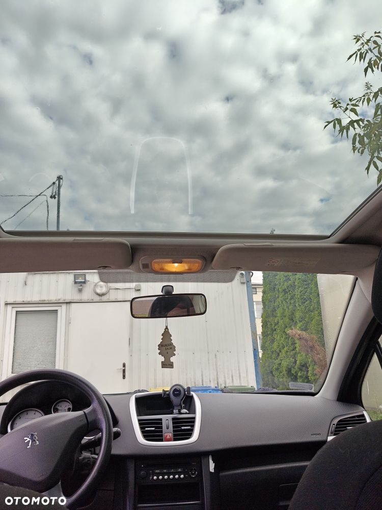 Peugeot 207 - 3