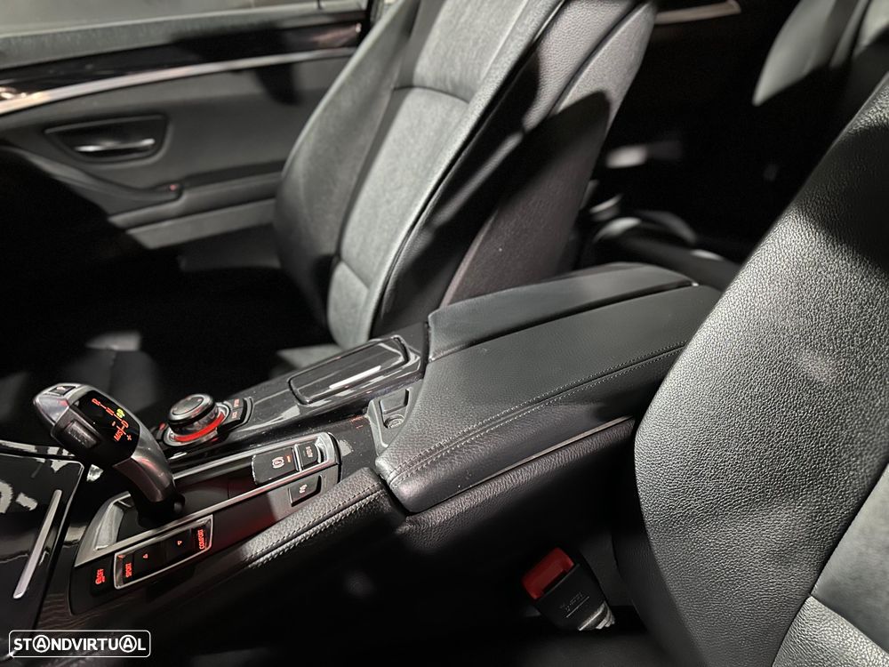 BMW 520 d Auto - 25