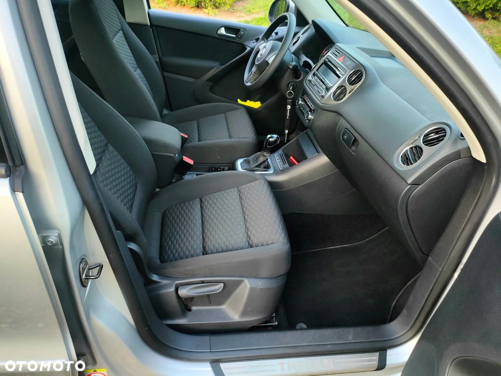 Volkswagen Tiguan - 4