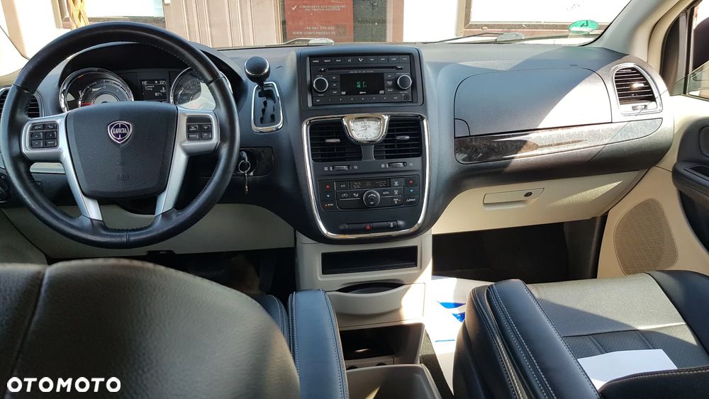 Lancia Voyager 2.8 CRD16v Gold - 6