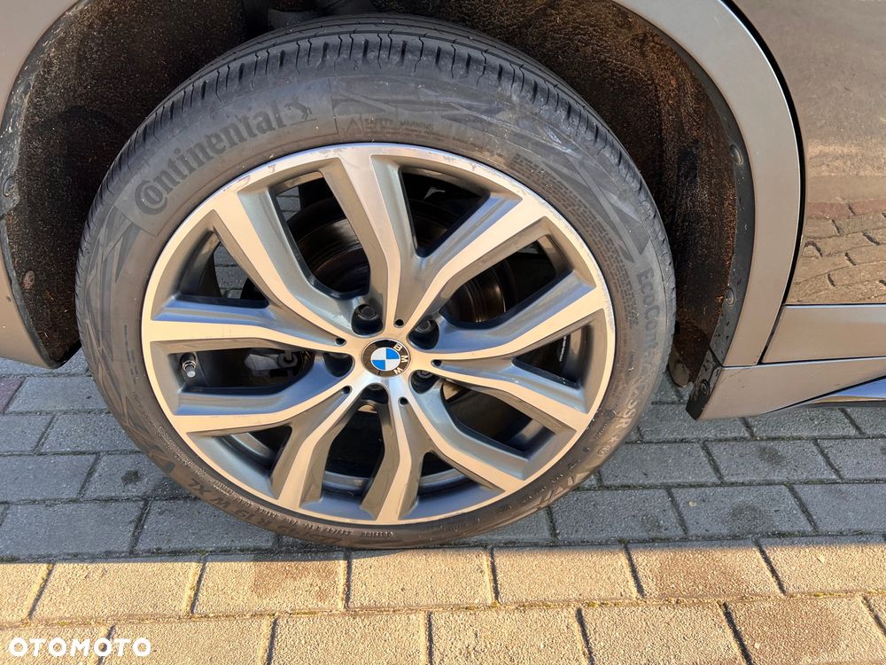 BMW X1 xDrive20d Sport Line - 34