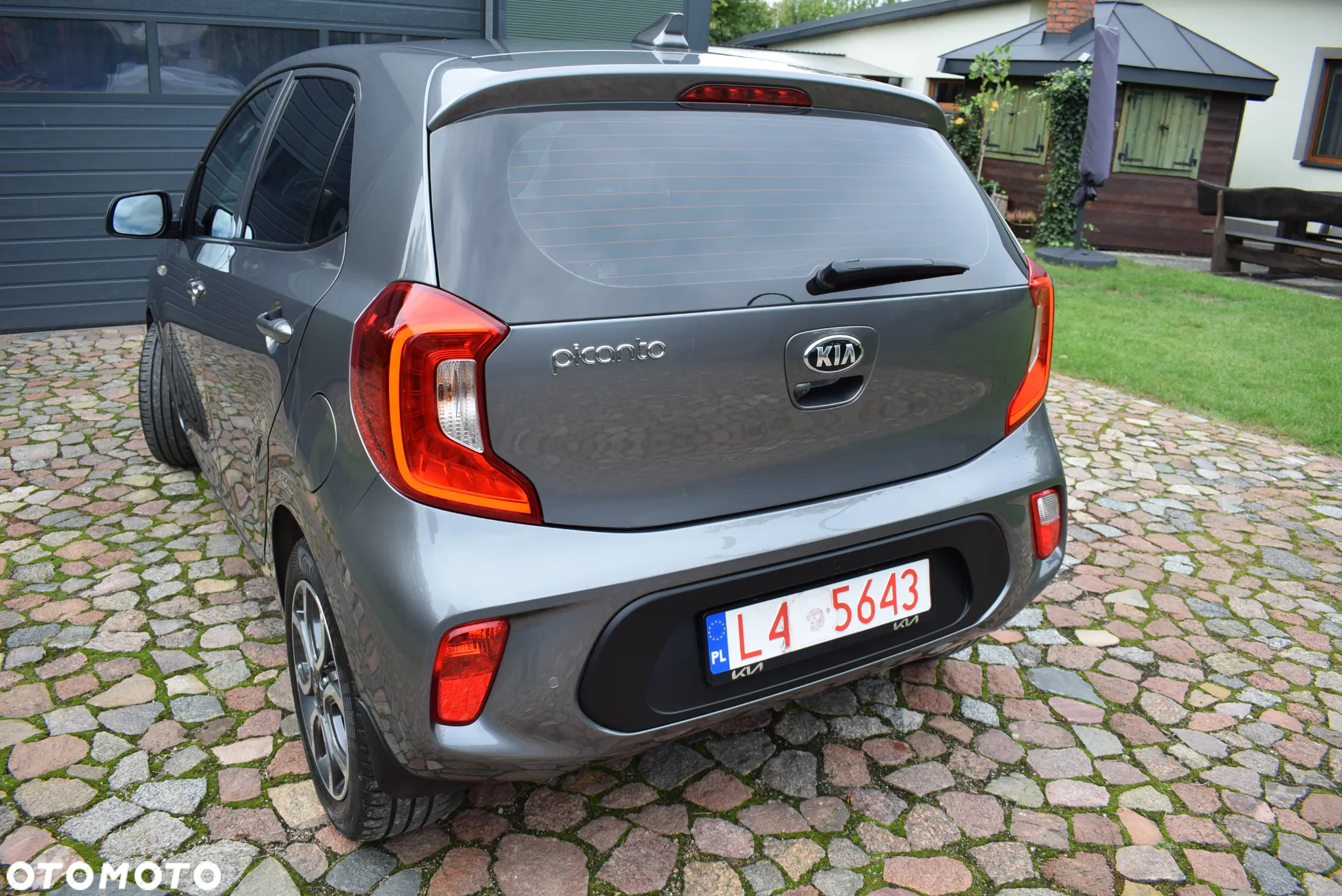 Kia Picanto - 11