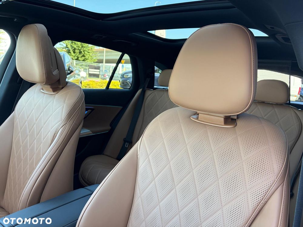 Mercedes-Benz Klasa E 300 de PHEV 4-Matic AMG 9G-Tronic - 15