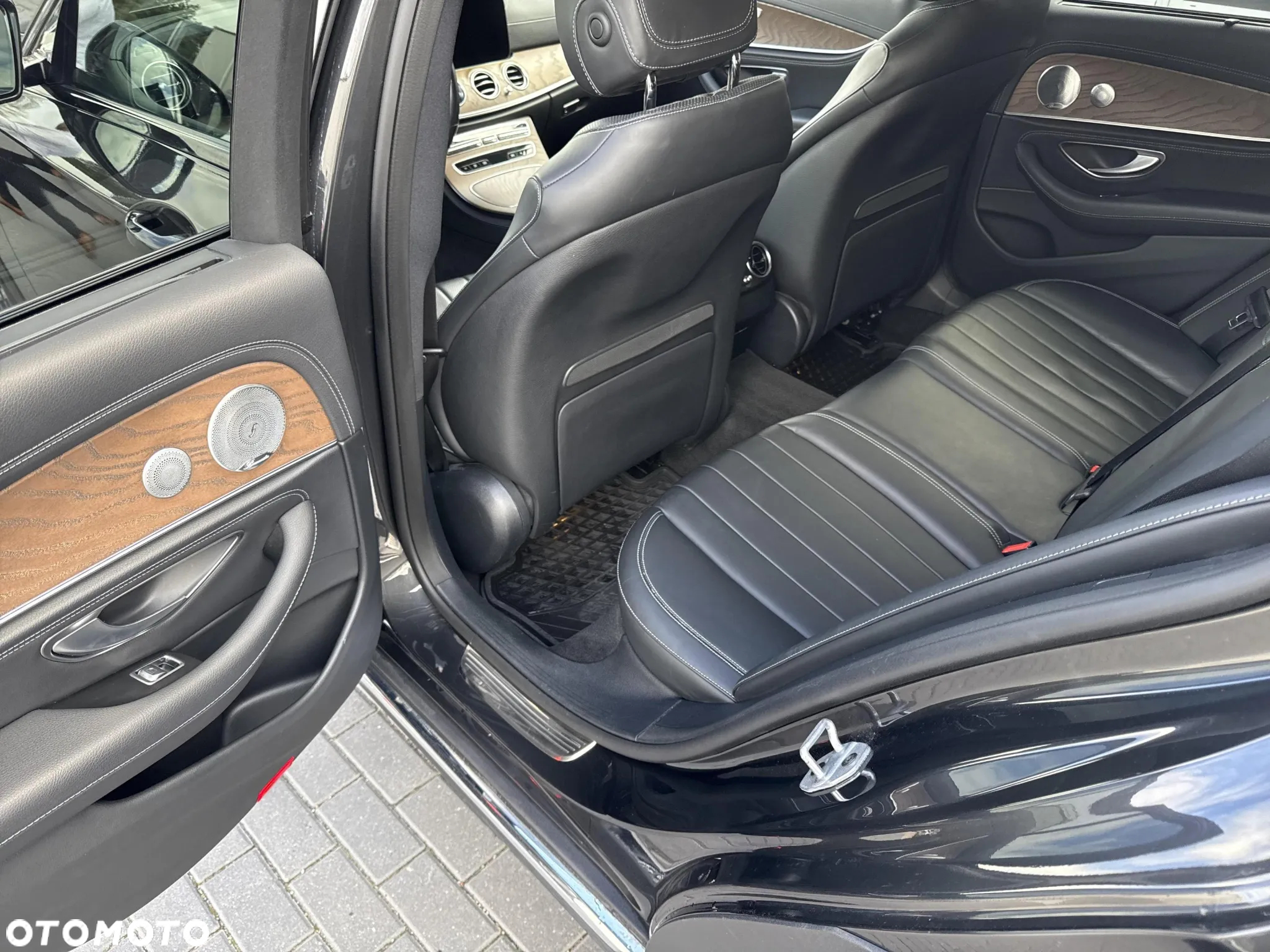 Mercedes-Benz Klasa E 220 d 4Matic T All-Terrain 9G-TRONIC Avantgarde - 15