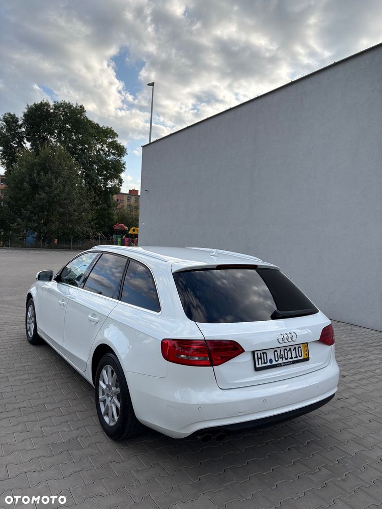 Audi A4 Avant 2.0 TDI DPF Attraction - 3