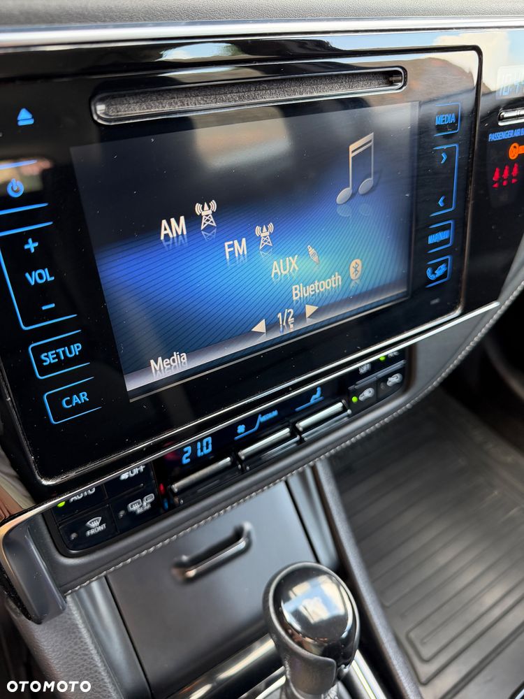 Toyota Auris - 11